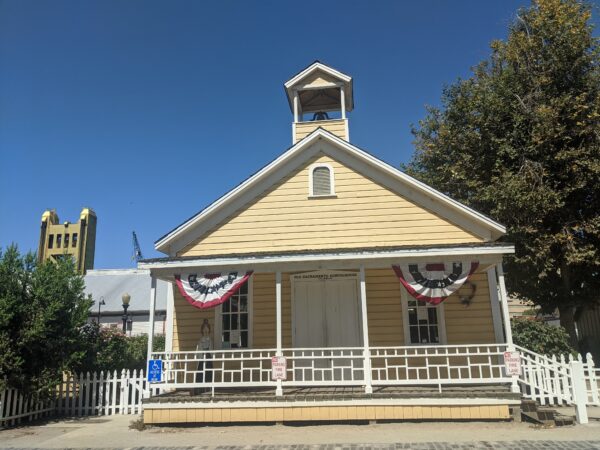 Old Sacramento Schoolhouse Museum