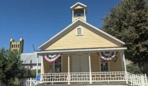 Old Sacramento Scavenger Hunt Walking Tour