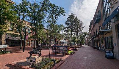 A-Sunny-day-on-Pearl-Street-seen-from-Scavenger-Hunt-Walking-Tour-Boulder-Colorado_400x233