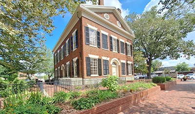 View-of-the-Courthouse-and-Gold-Museum-on-a-Scavenger-Hunt-Walking-Tour-of-Dahlonega