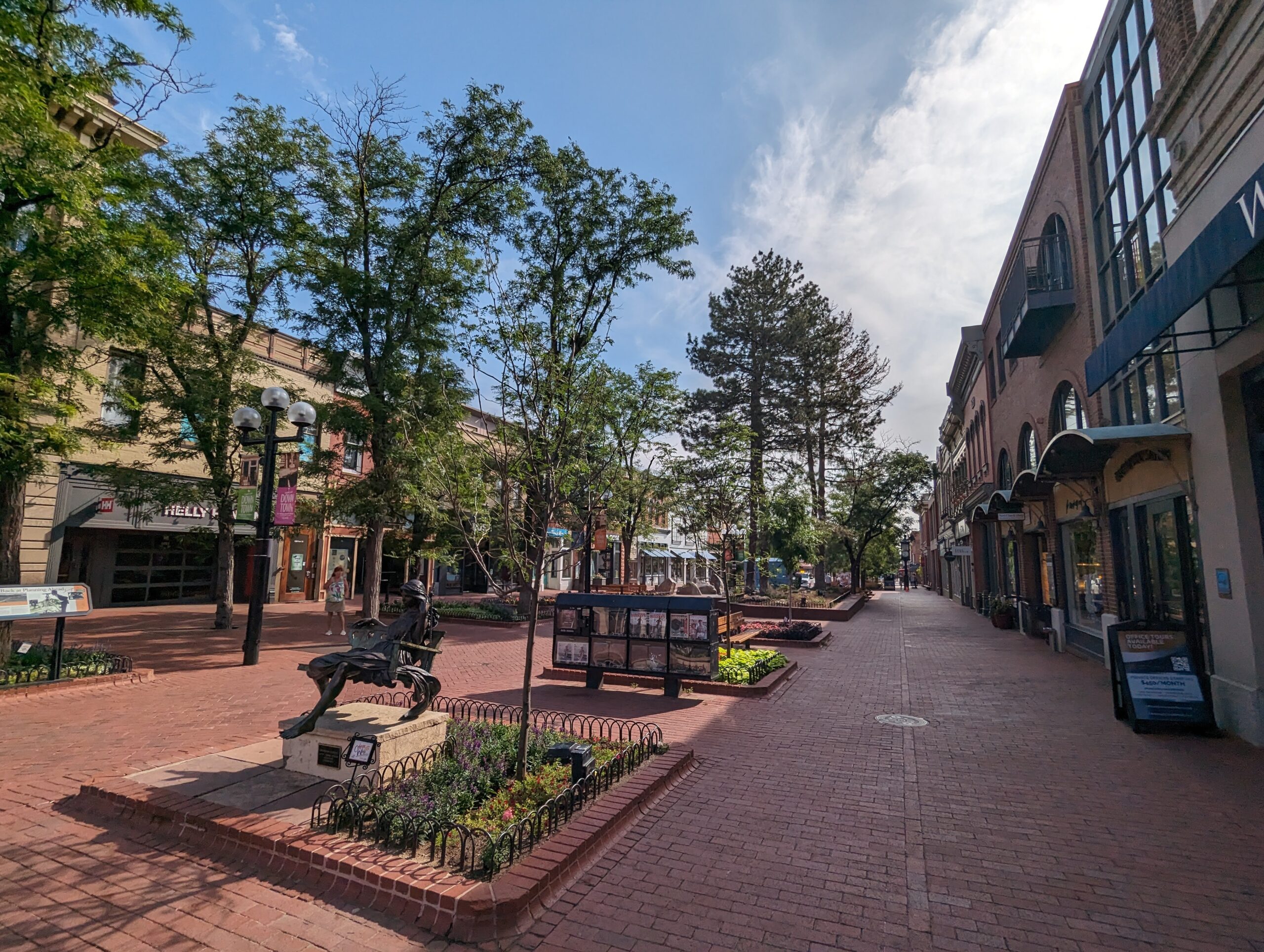 A Sunny day on Pearl Street seen from Scavenger Hunt Walking Tour Boulder Colorado.