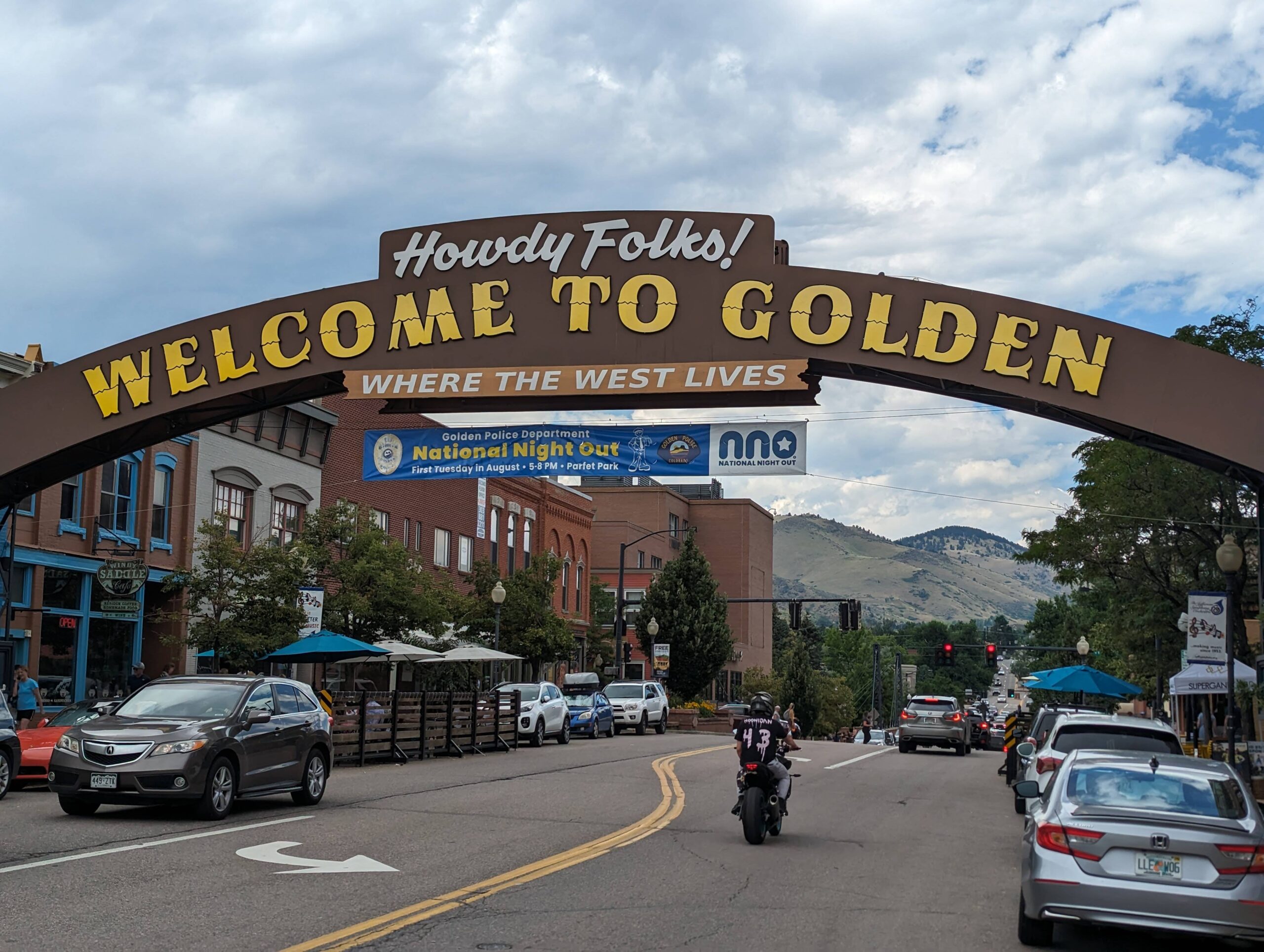 Welcome to Golden sign seen from Scavenger Hunt Walking Tour