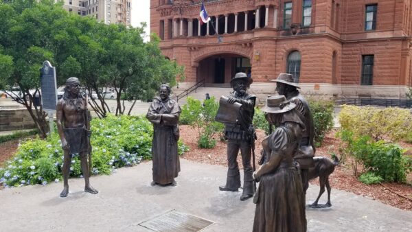 San Antonio Scavenger Hunt Walking Tour - Image 3