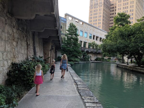 San Antonio Scavenger Hunt Walking Tour - Image 10