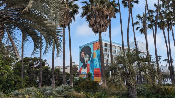 Santa Monica Scavenger Hunt Walking Tour - Image 6
