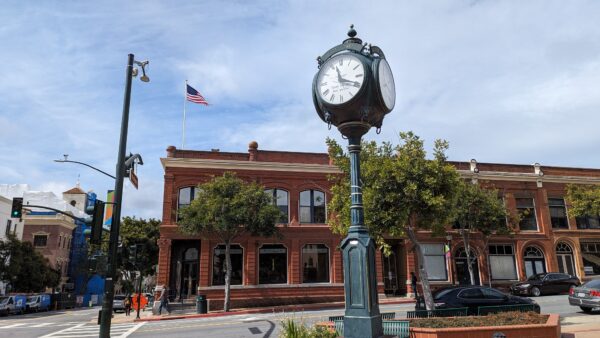 San Luis Obispo Scavenger Hunt Walking Tour