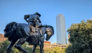Dallas Scavenger Hunt Walking Tour