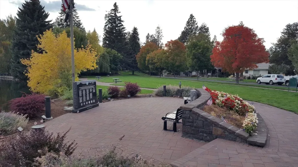 Bend Veterans Peace Memorial.webp in Bend Scavenger Hunt, OR