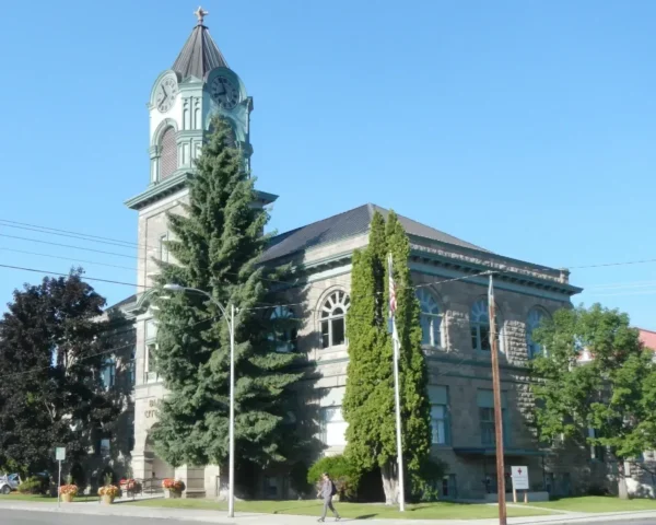 Baker City Oregon City Hall.webp in Baker City Scavenger Hunt, OR