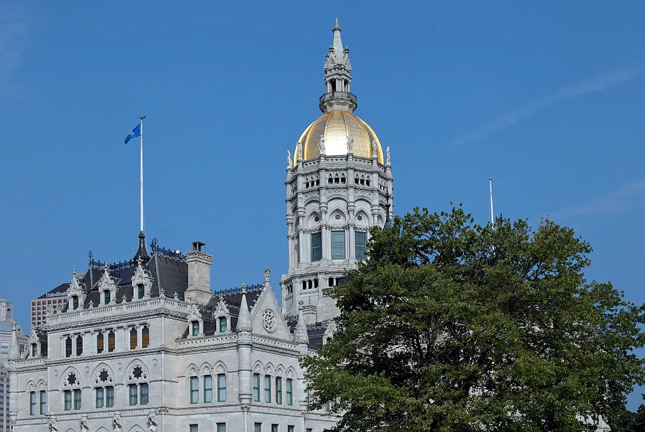 Capitol in Hartford Connecticut Scavenger Hunt