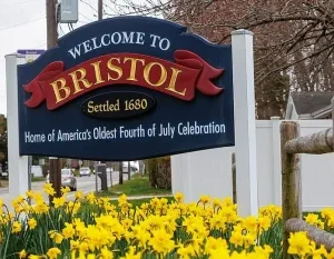 Welcome_to_Bristol,_Rhode_Island.jpg in Bristol Rhode Island Scavenger Hunt