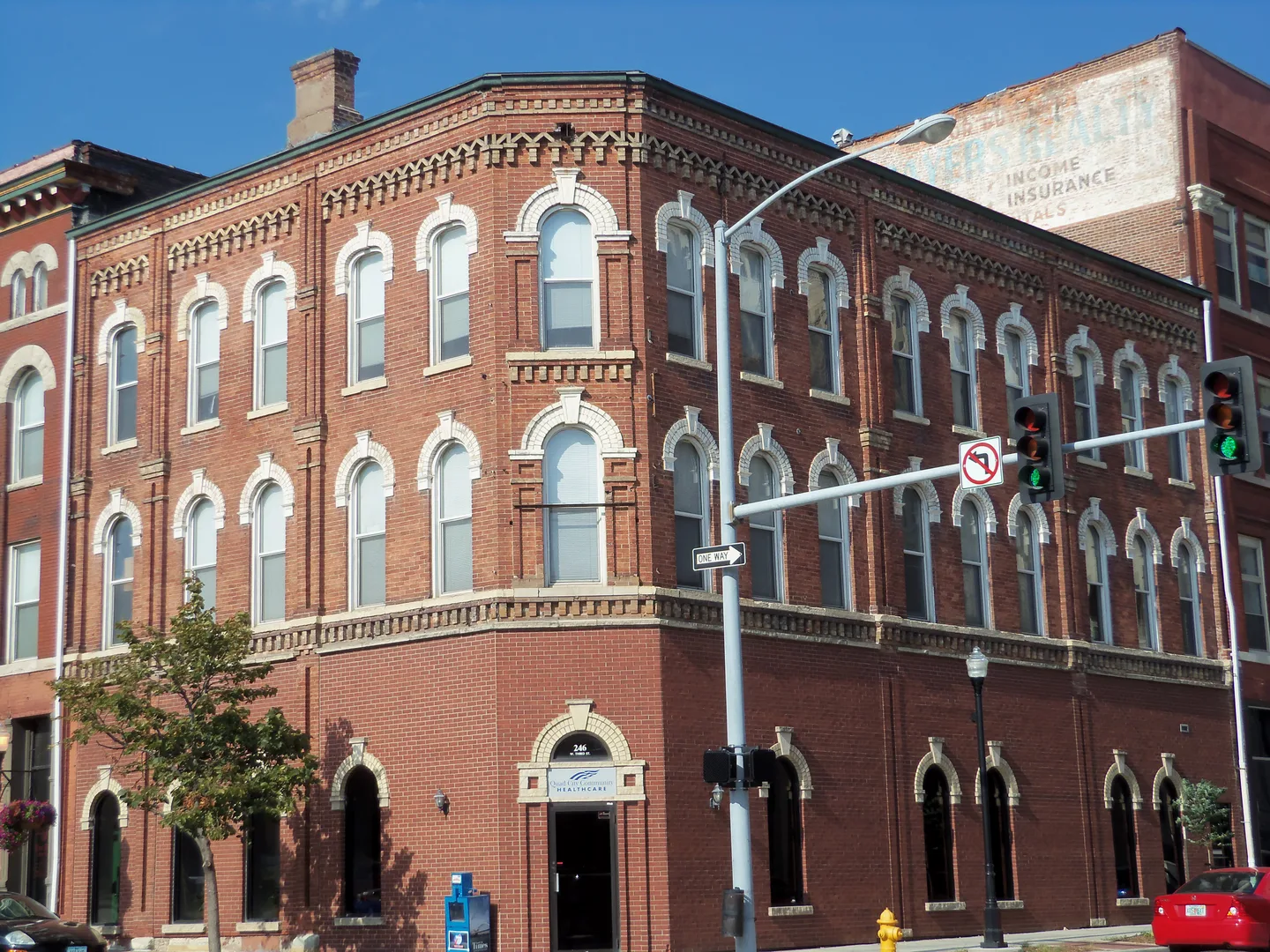 Henry berg bldg davenport iowa.jpg in Davenport Scavenger Hunt, IA