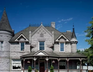 Standrod Mansion, built in 1902 for Judge D.W. Standrod in Pocatello, Idaho LCCN2011633351.tif in Pocatello Scavenger Hunt, ID