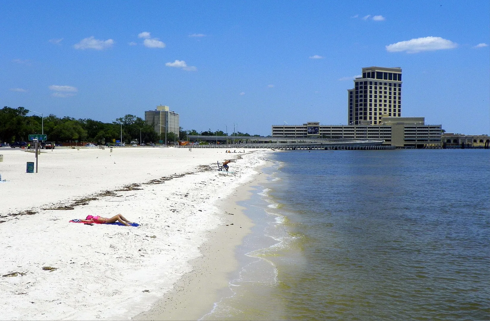 Beach in Biloxi, Mississippi (2017).jpg in Biloxi Scavenger Hunt, MS