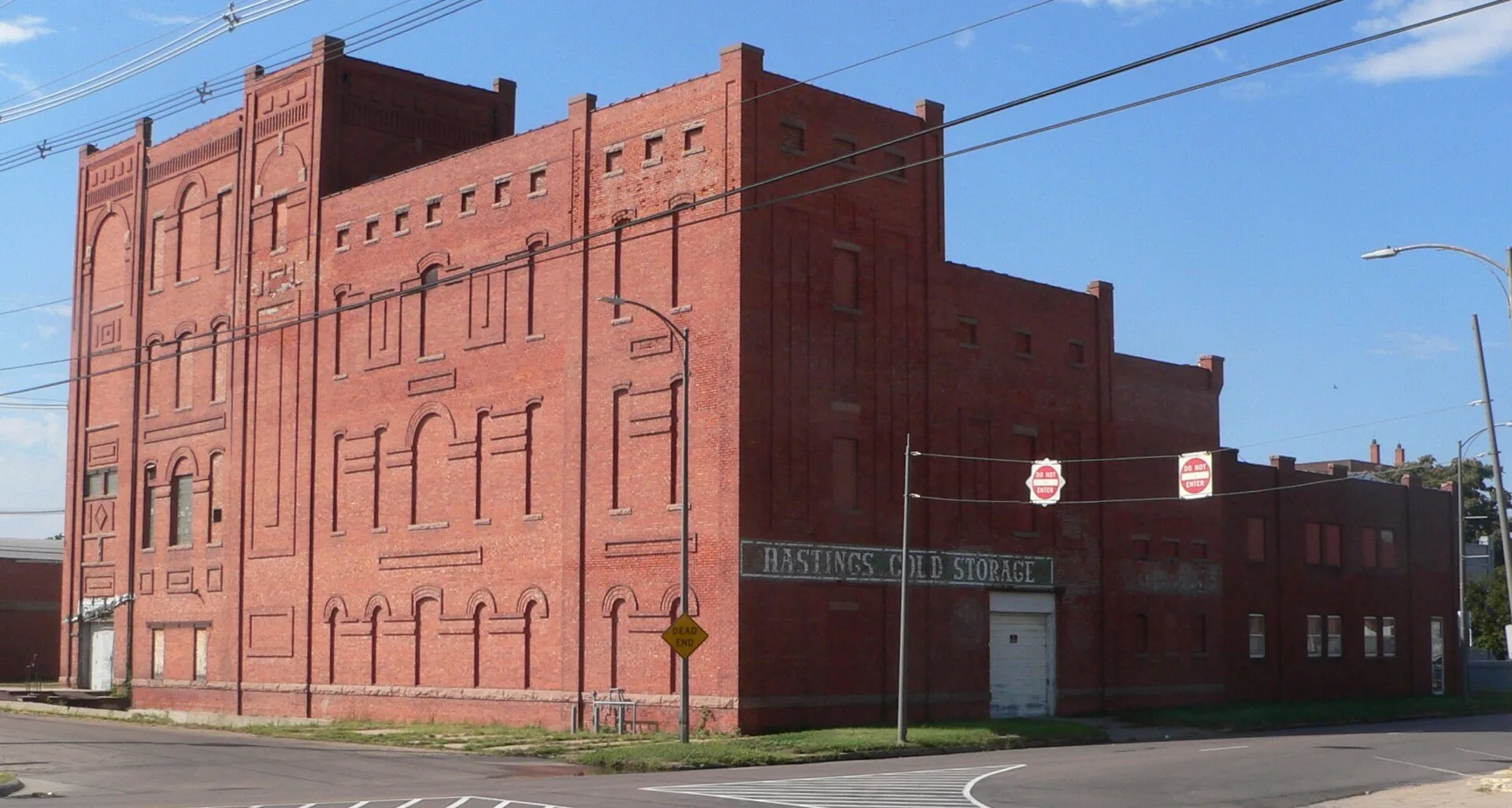 Hastings Brewery (Hastings, Nebraska) from NE 1.JPG in Hastings Nebraska Scavenger Hunt
