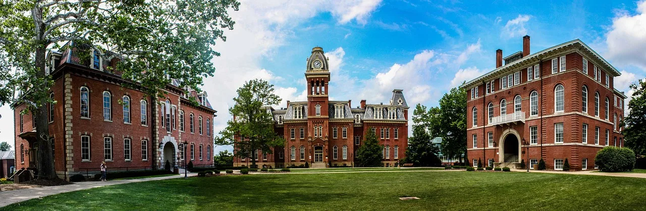 West Virginia University in Morgantown Scavenger Hunt, WV