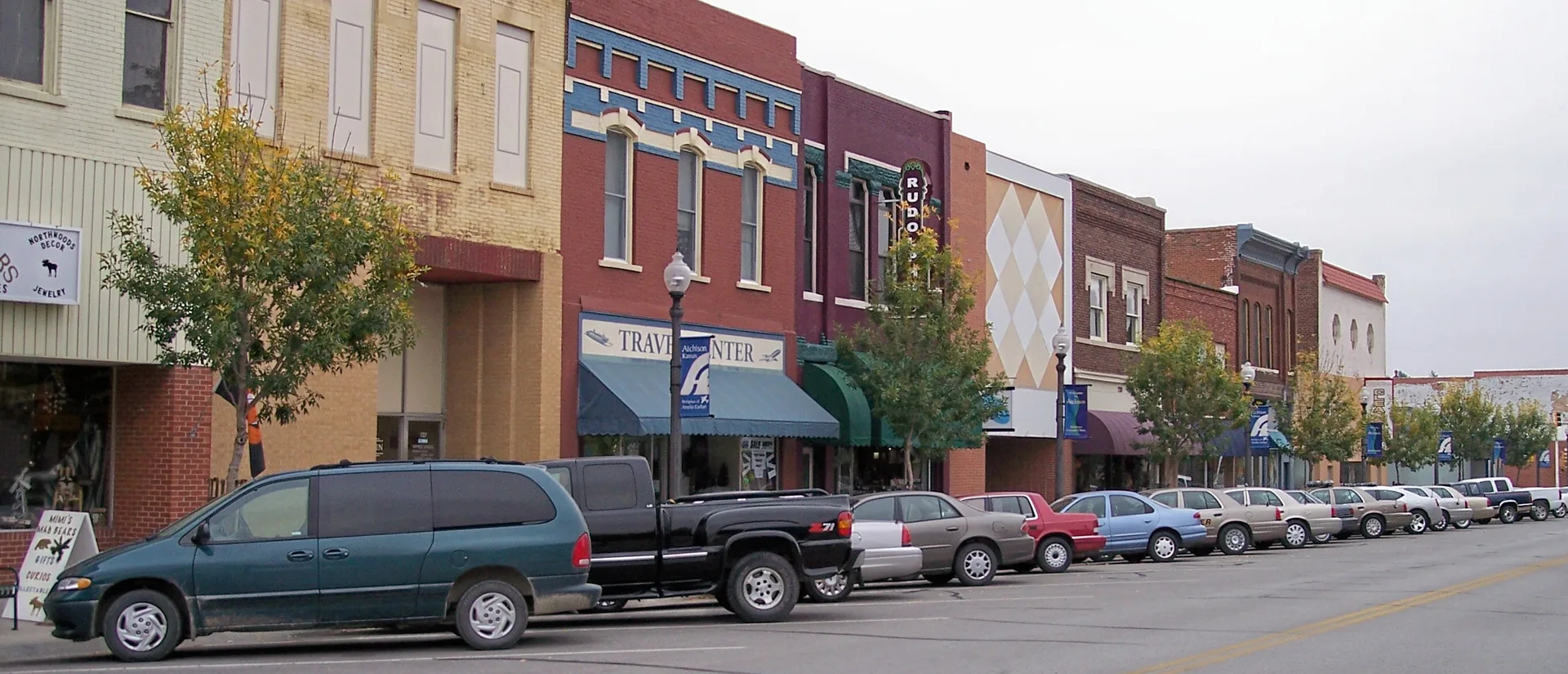 Atchison Kansas Commercial Street.jpg in Atchison Scavenger Hunt, KS