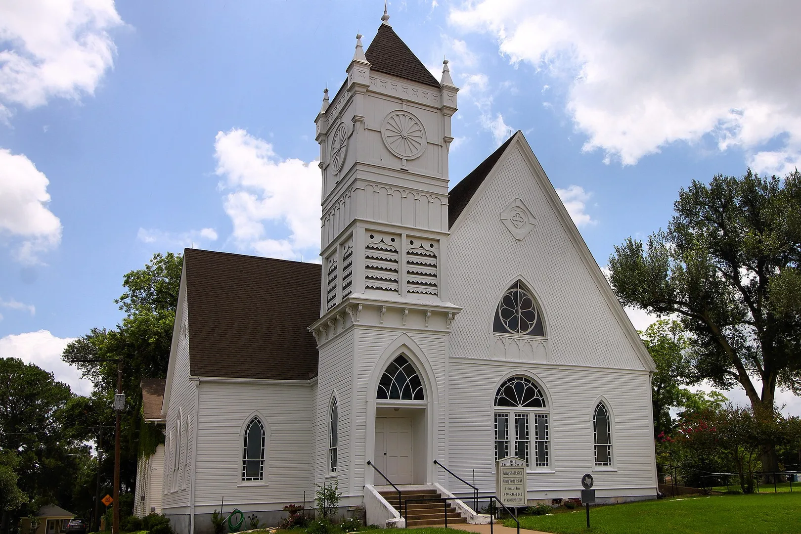 First Christian Church Brenham Texas 2023.jpg in Brenham Scavenger Hunt, TX