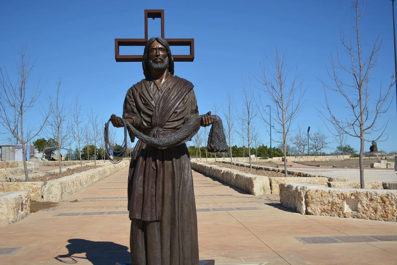 Statue in Kerrville Scavenger Hunt, TX