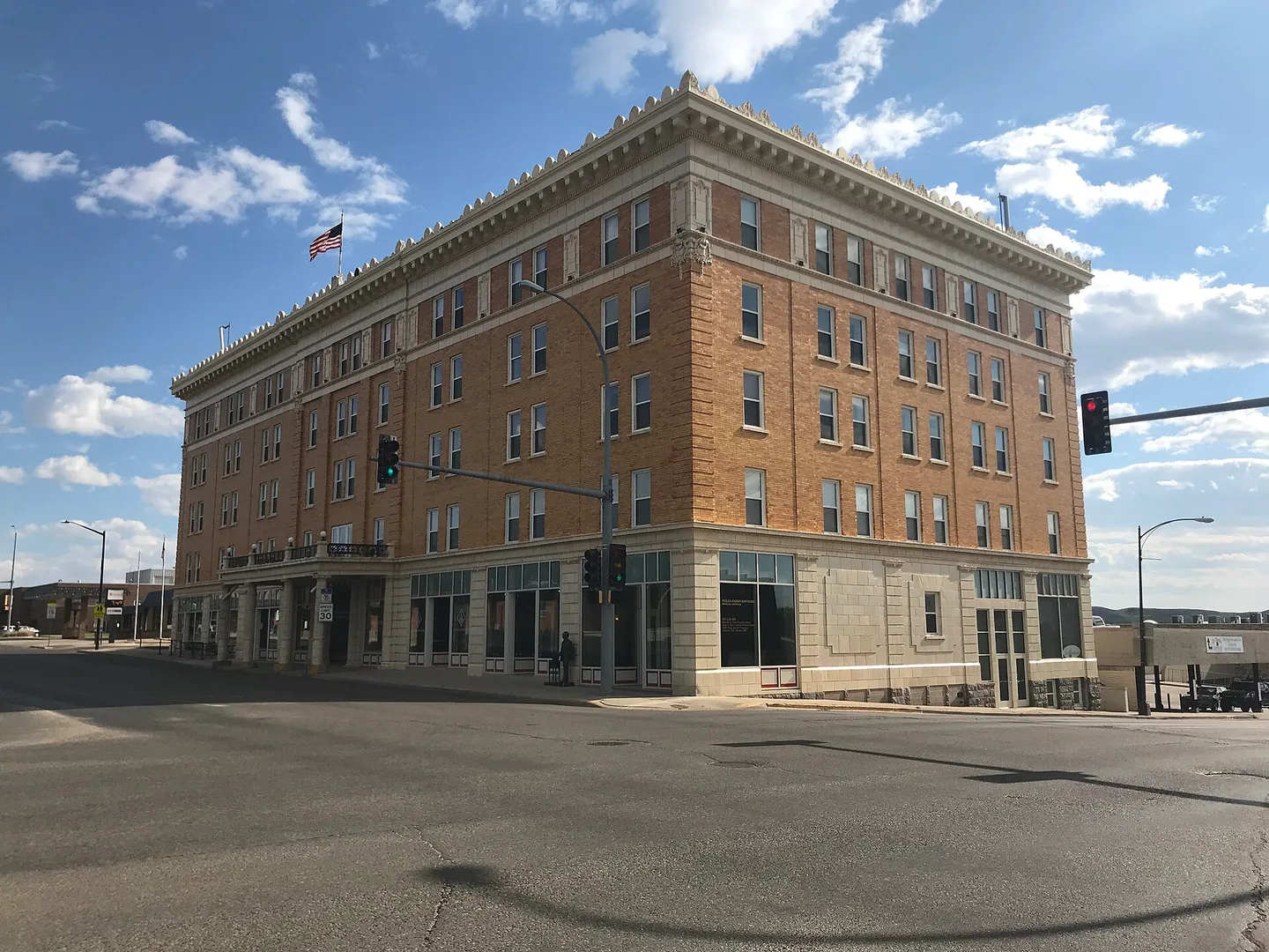 St. Charles Hotel, Pierre, South Dakota.jpg in Pierre Scavenger Hunt, SD