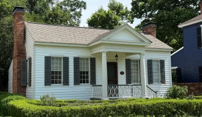 Pemberton Cottage 01.jpg in Columbus Georgia Scavenger Hunt, GA