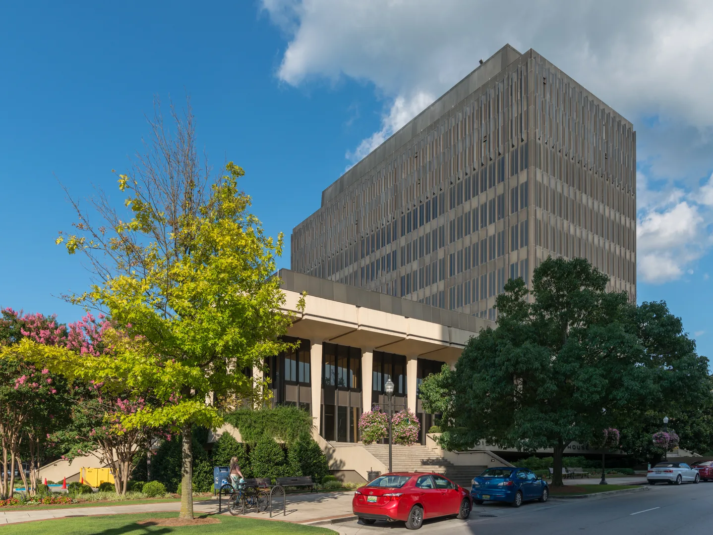 Madison County Courthouse, Huntsville AL, West view 20160715 1.jpg in Huntsville Alabama Scavenger Hunt
