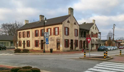Old Talbott Tavern — Bardstown, Kentucky.jpg in Bardstown Scavenger Hunt, KY