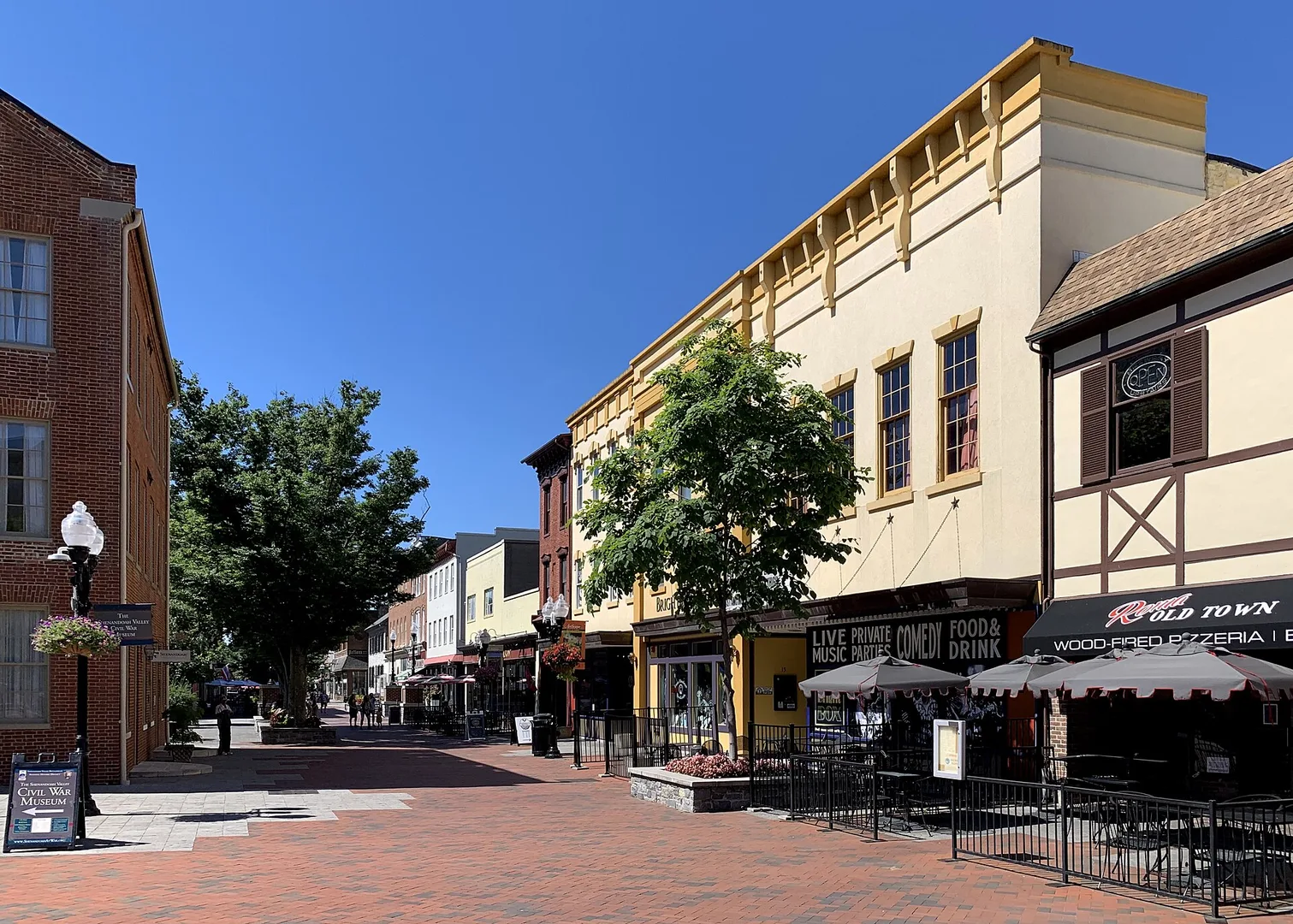 Loudoun Street Mall.jpg in Winchester Virginia Scavenger Hunt, VA