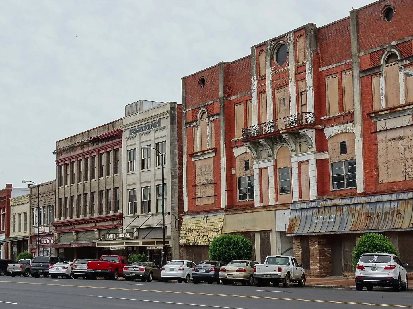 Main Street Facades - Selma - Alabama - USA (33594656114).jpg in Selma Scavenger Hunt, AL