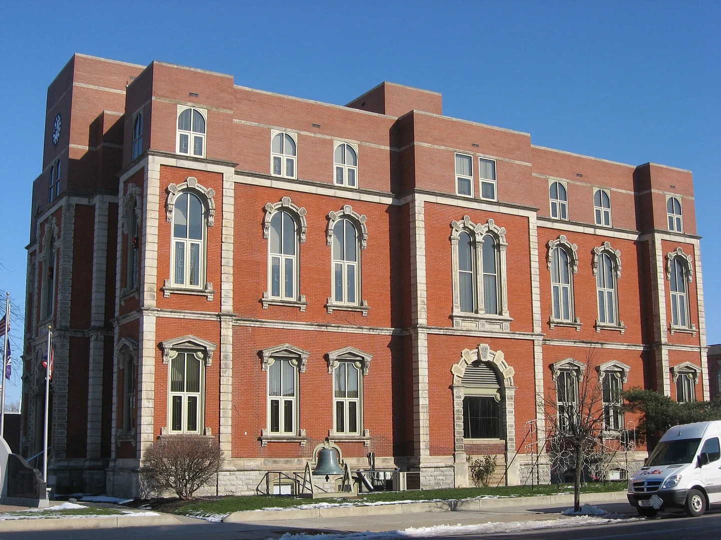 Defiance County Courthouse, southern side and front.jpg in Defiance Scavenger Hunt, OH