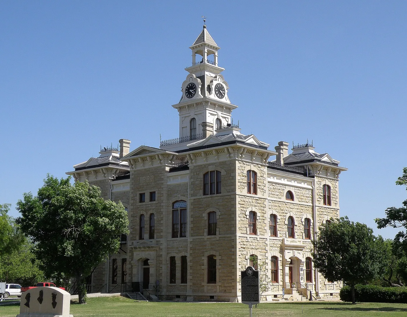 Shackelford County Courthouse.jpg in Albany Texas Scavenger Hunt, TX