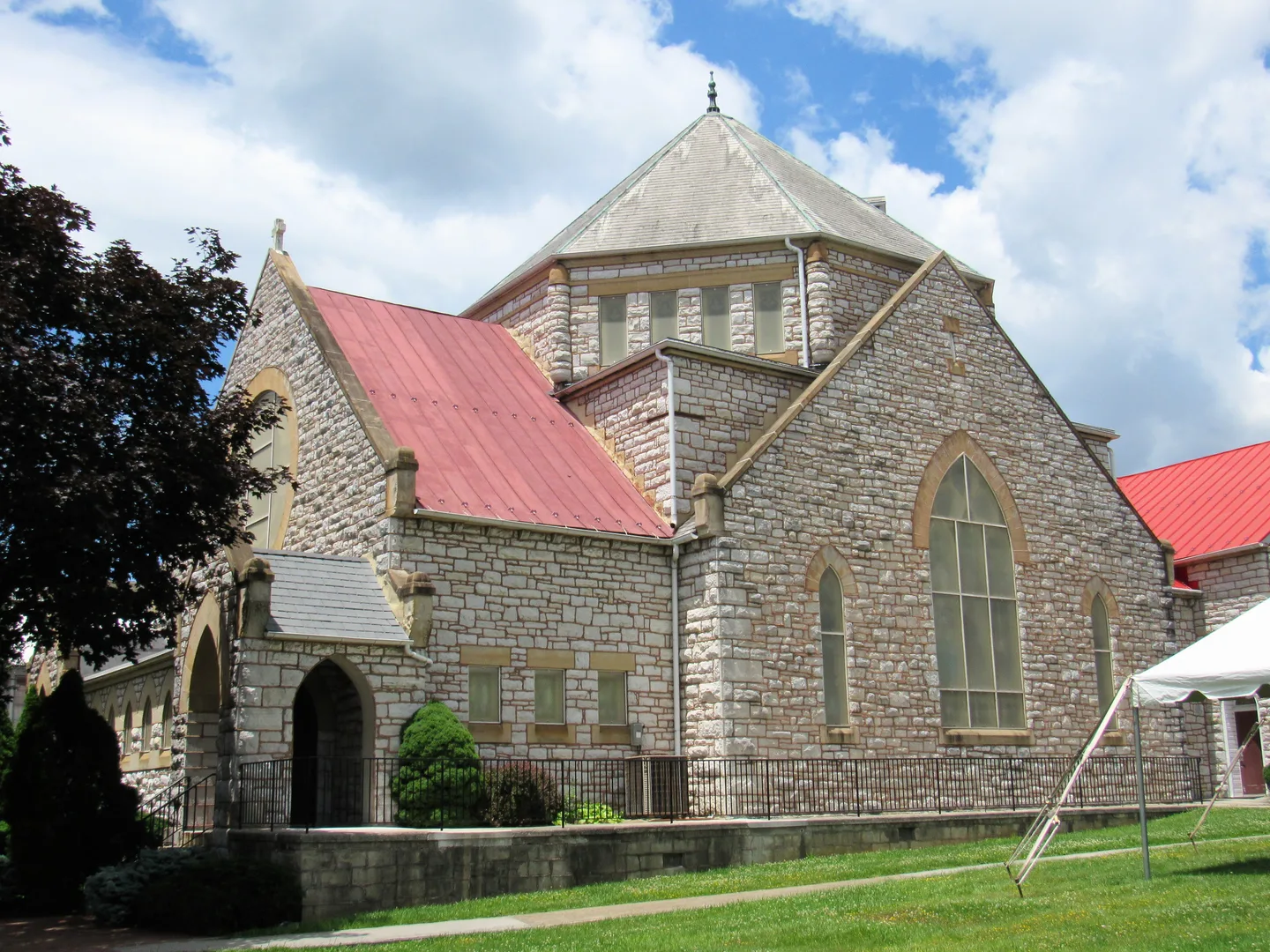 Christ Reformed UCC - Martinsburg, West Virginia 01.jpg in Martinsburg Scavenger Hunt, WV