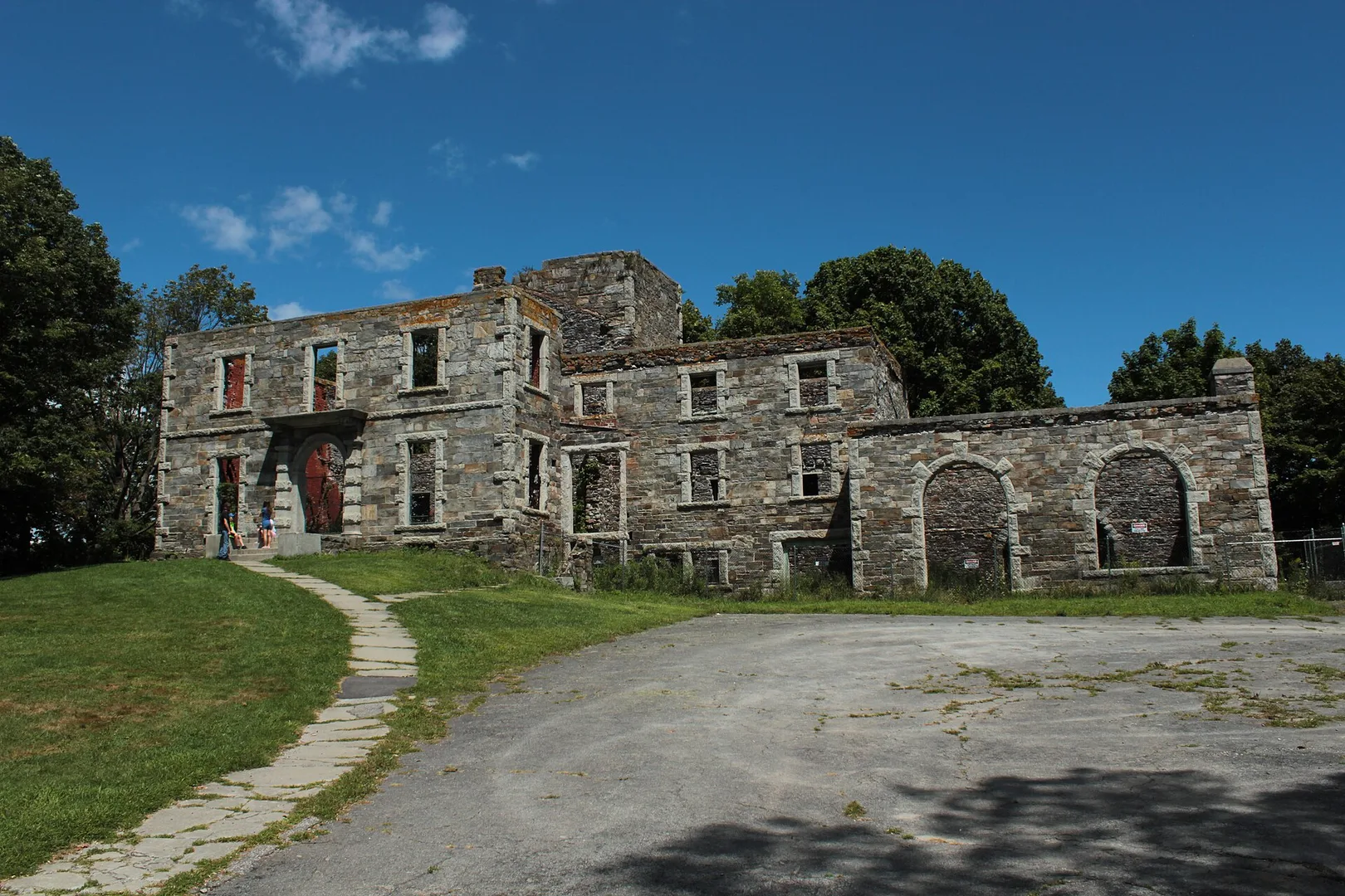 Beckett ext.jpg in Cape Elizabeth: Fort Williams Scavenger Hunt, ME