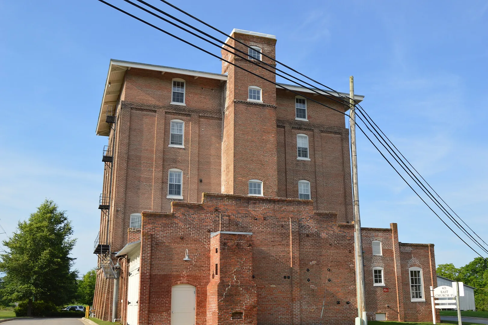 Edenton Cotton Mill.jpg in Edenton Scavenger Hunt, NC