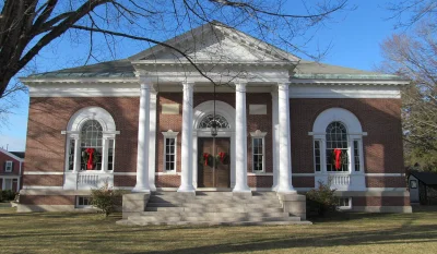 Kennebunk Free Library, Kennebunk ME.jpg in Kennebunk Scavenger Hunt, ME